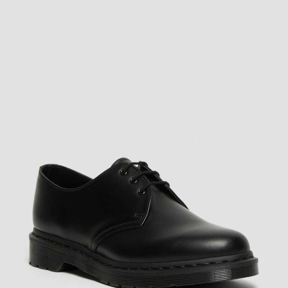 Dr. Martens Mono Smooth Leather Oxford Shoes